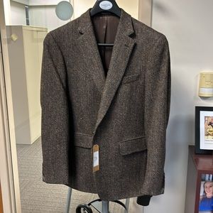 Brand new Harris tweed sports coat.  Size 44R and 54EU.